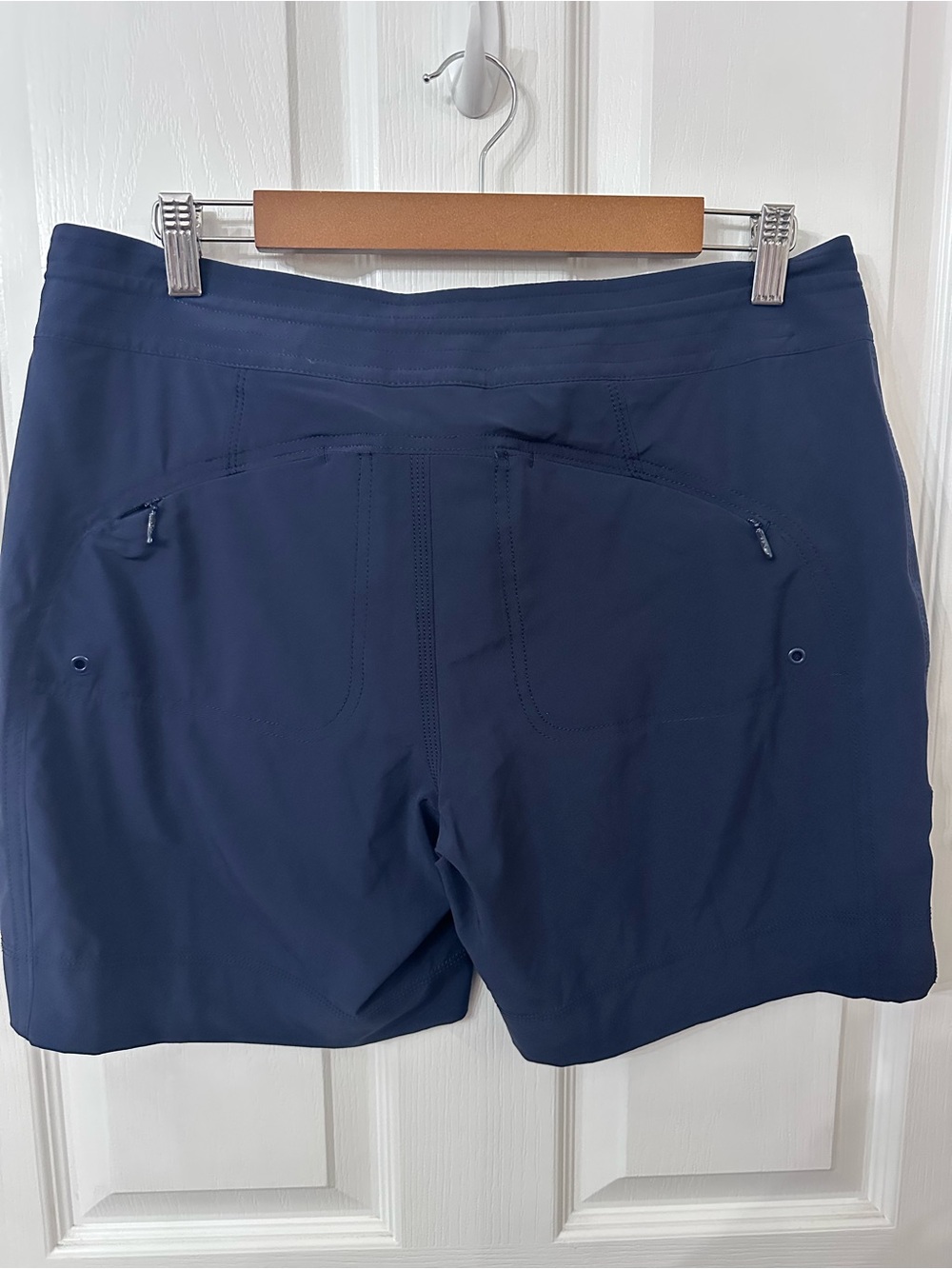 Athleta Hudson Board Shorts Navy Blue Athletic Swim Hiking - Size 8 - Picture 4 of 4